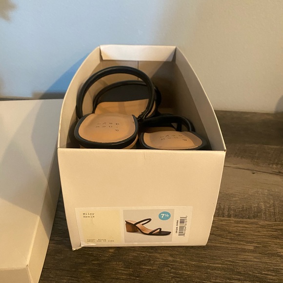 A New Day Womens Size 7.5 Miley Heeled Pumps Sandals Strap - Picture 5 of 6